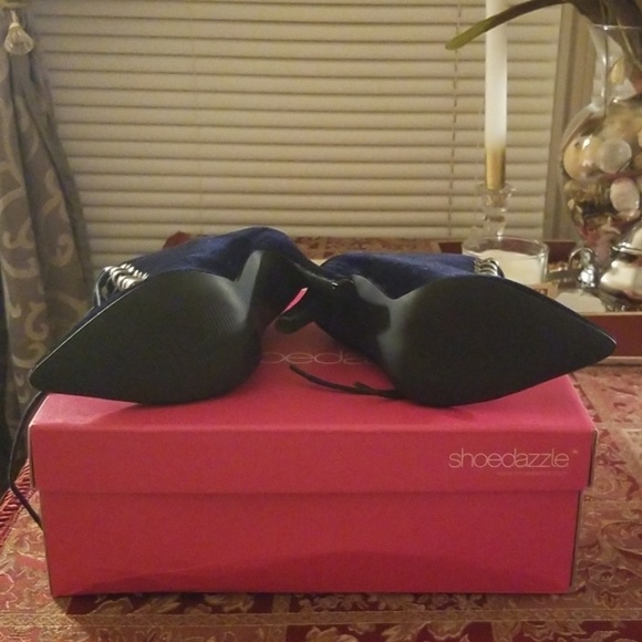 Sonia Booties - Picture 3 of 4